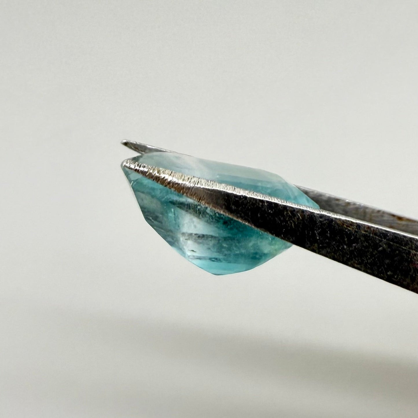 Bi-Color (Blue White) Fluorite Fancy 7.7 Ct