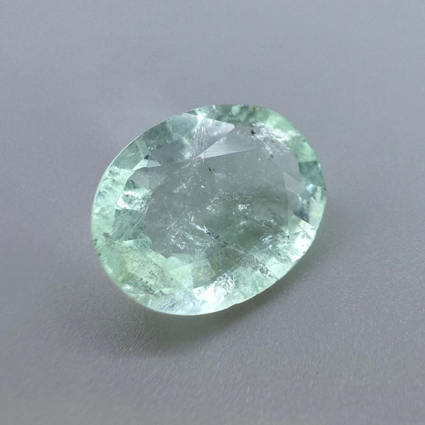 Pale Turquoise Apatite Oval 5.17 Ct