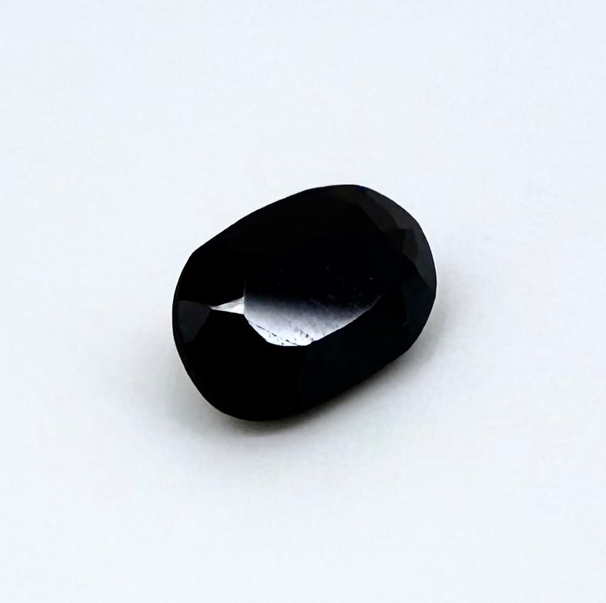 Onyx Oval 1.37 Ct