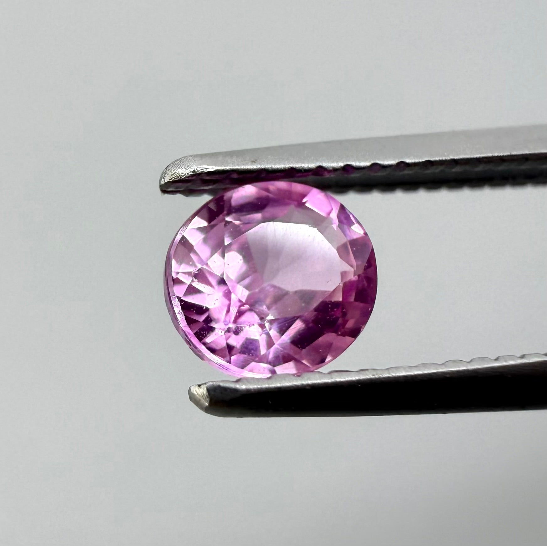 Loose Pink Sapphire gemstone oval cut