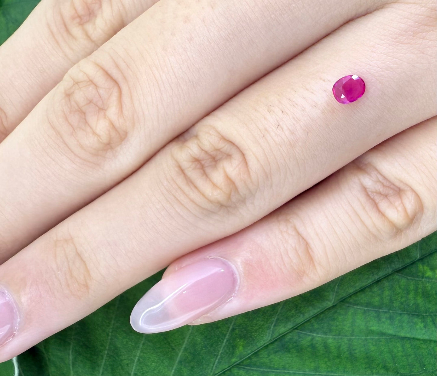 Pink-Red Ruby Oval 0.28 Ct