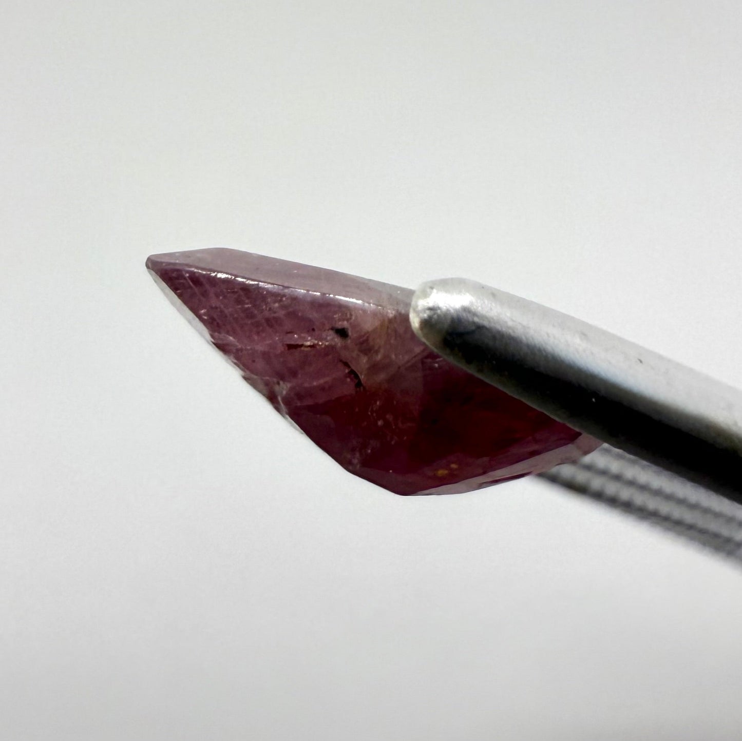 Purple Sapphire Marquise 2.9 Ct
