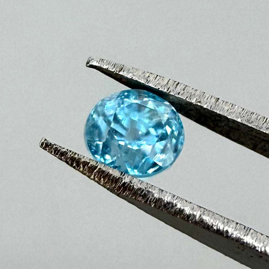 Blue Zircon Round 0.86 Ct