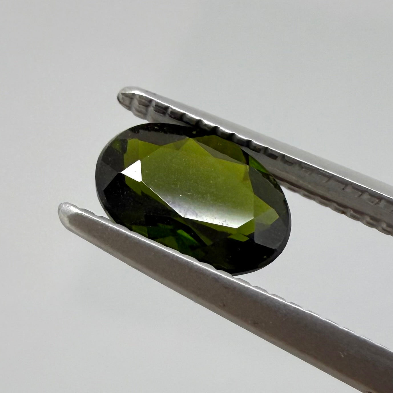 Diopside Set Oval 1.6 Ct
