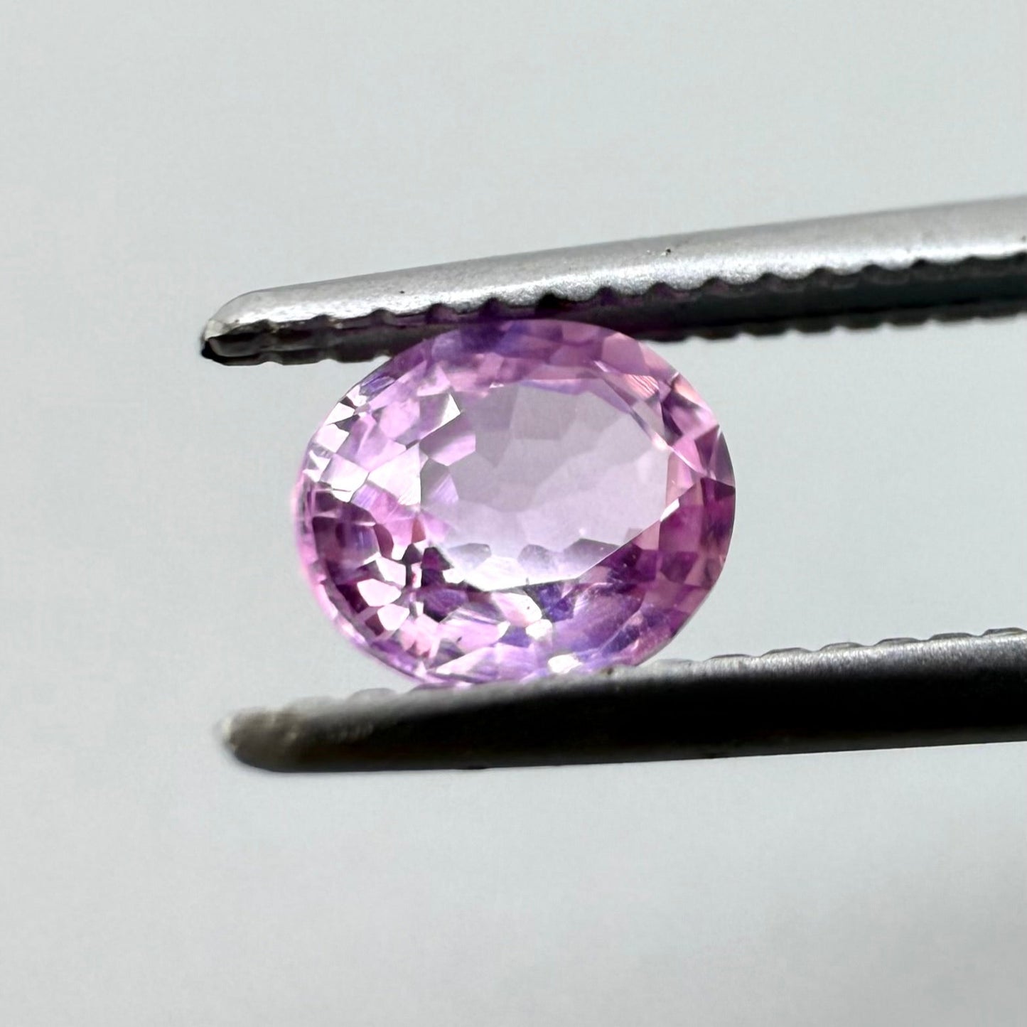 Pink Sapphire Oval 0.4 Ct