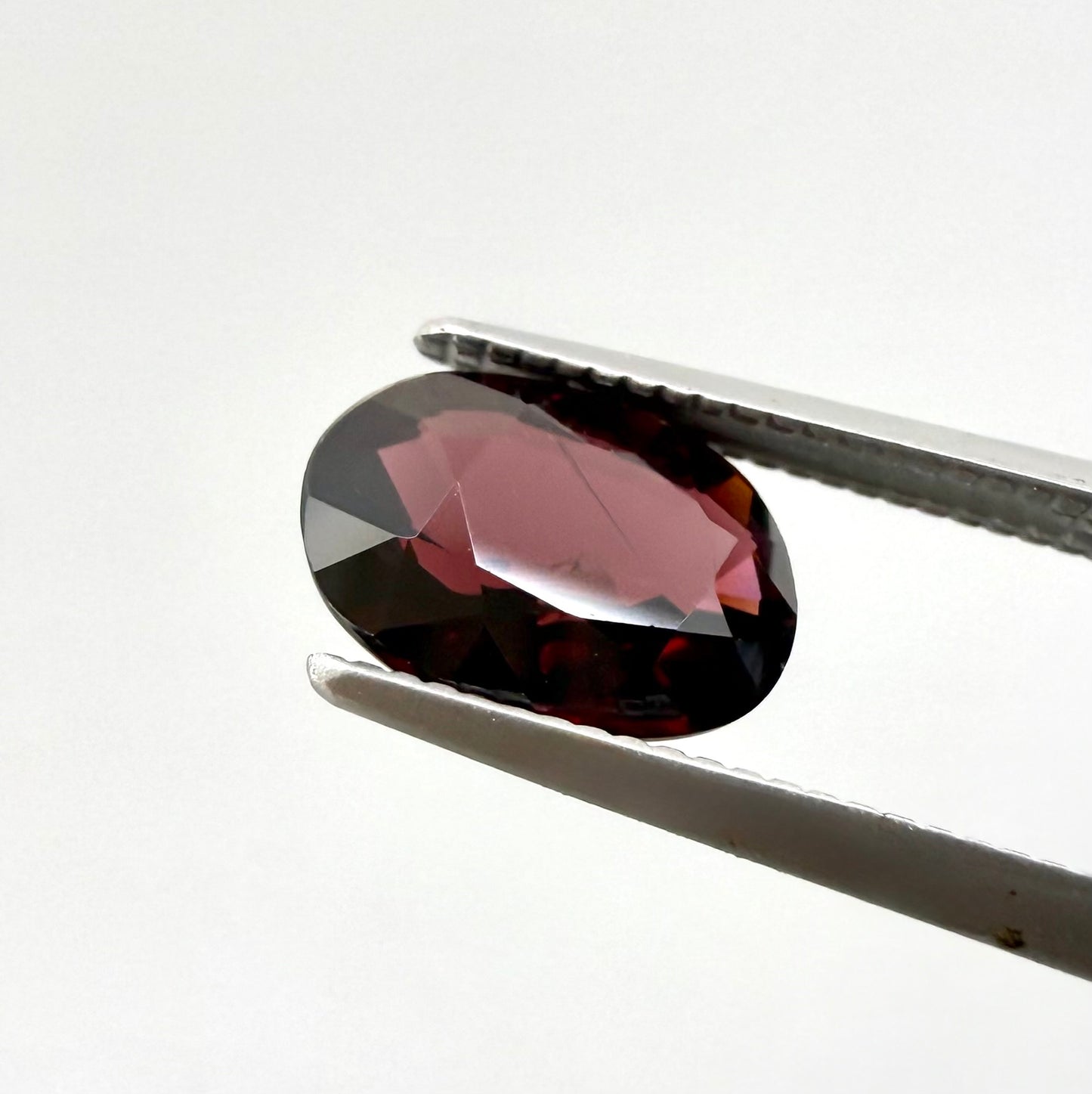 Red Rhodolite Oval 1.6 Ct