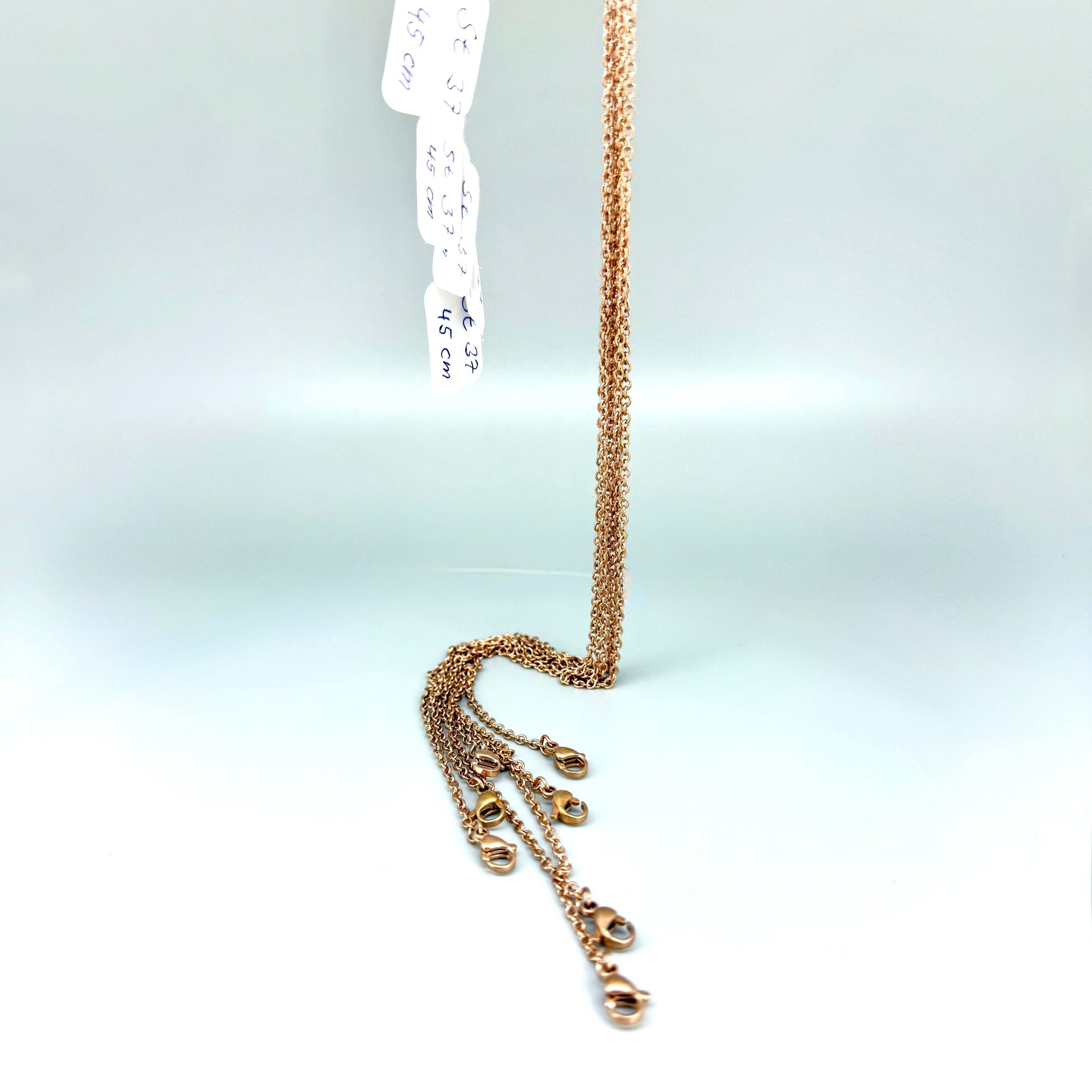 45 cm rose gold tone stainless steel chain, polished finish, elegant and durable, ideal for pairing with gemstone pendants.