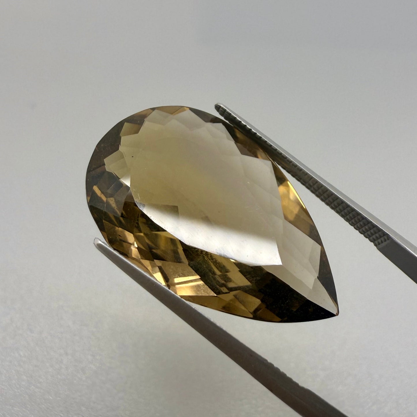 Big Golden-Brown Citrine Pear 17.41 Ct