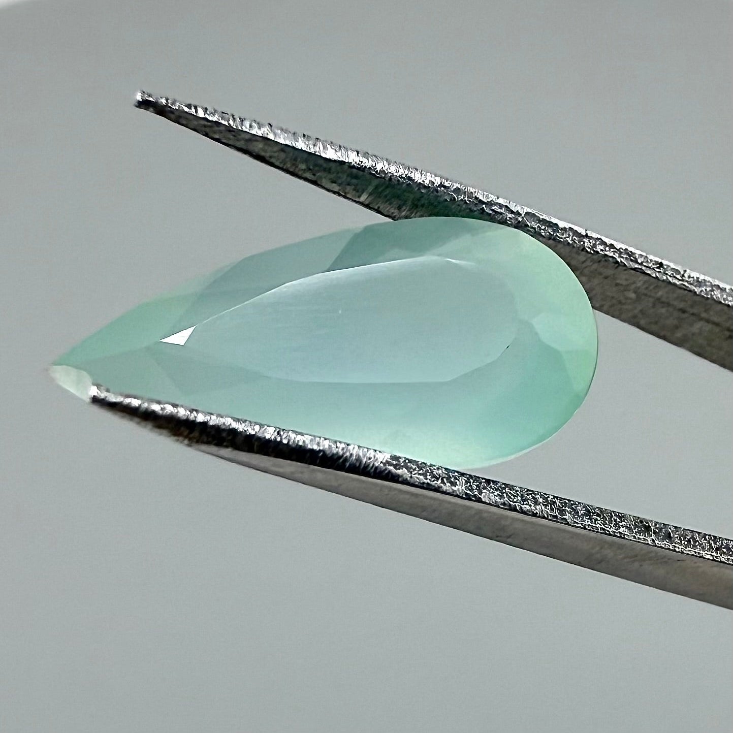 Turquoise Hues Chalcedony Pendeloque 3.98 Ct