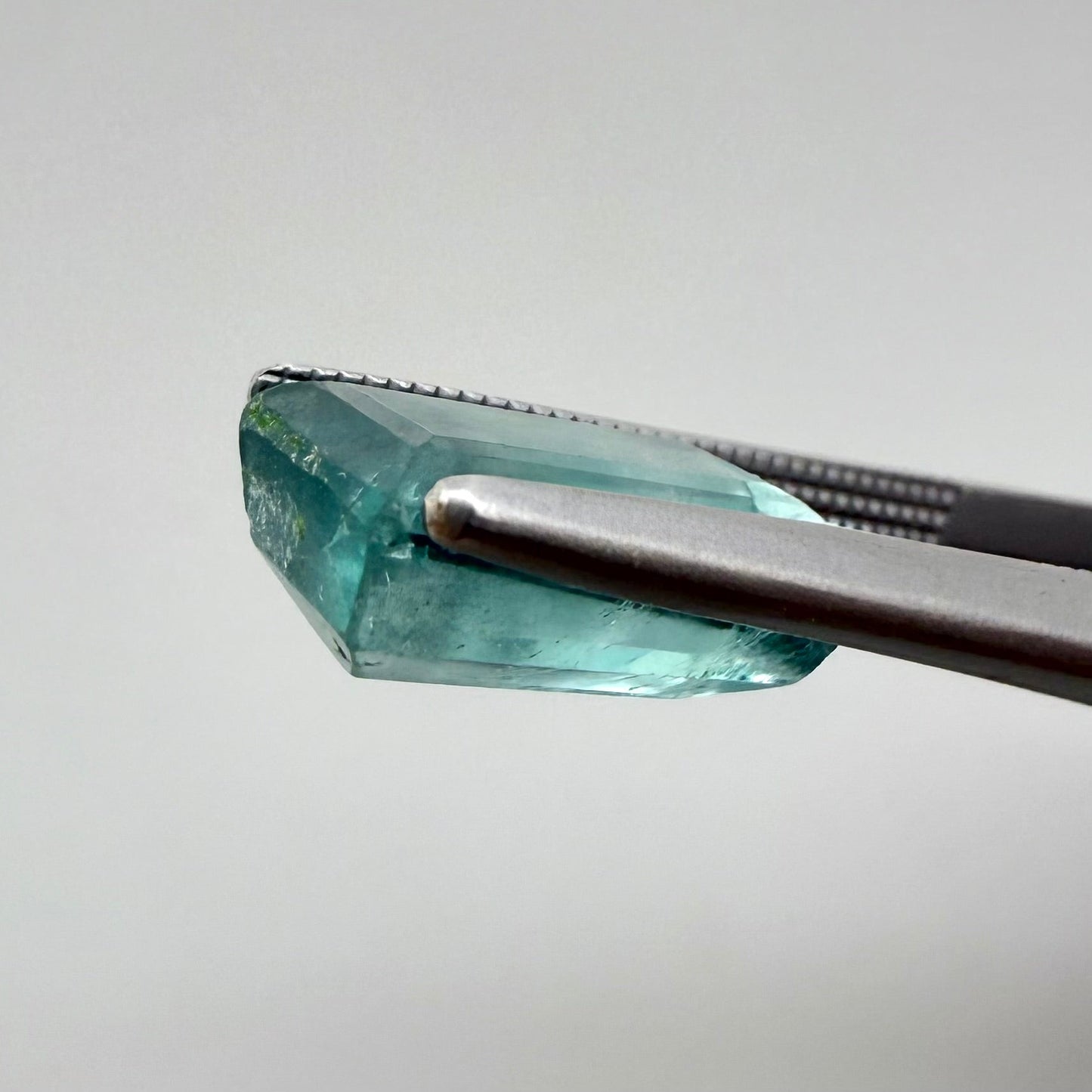 Lagoon Blue Fluorite Baguette 4.75 Ct