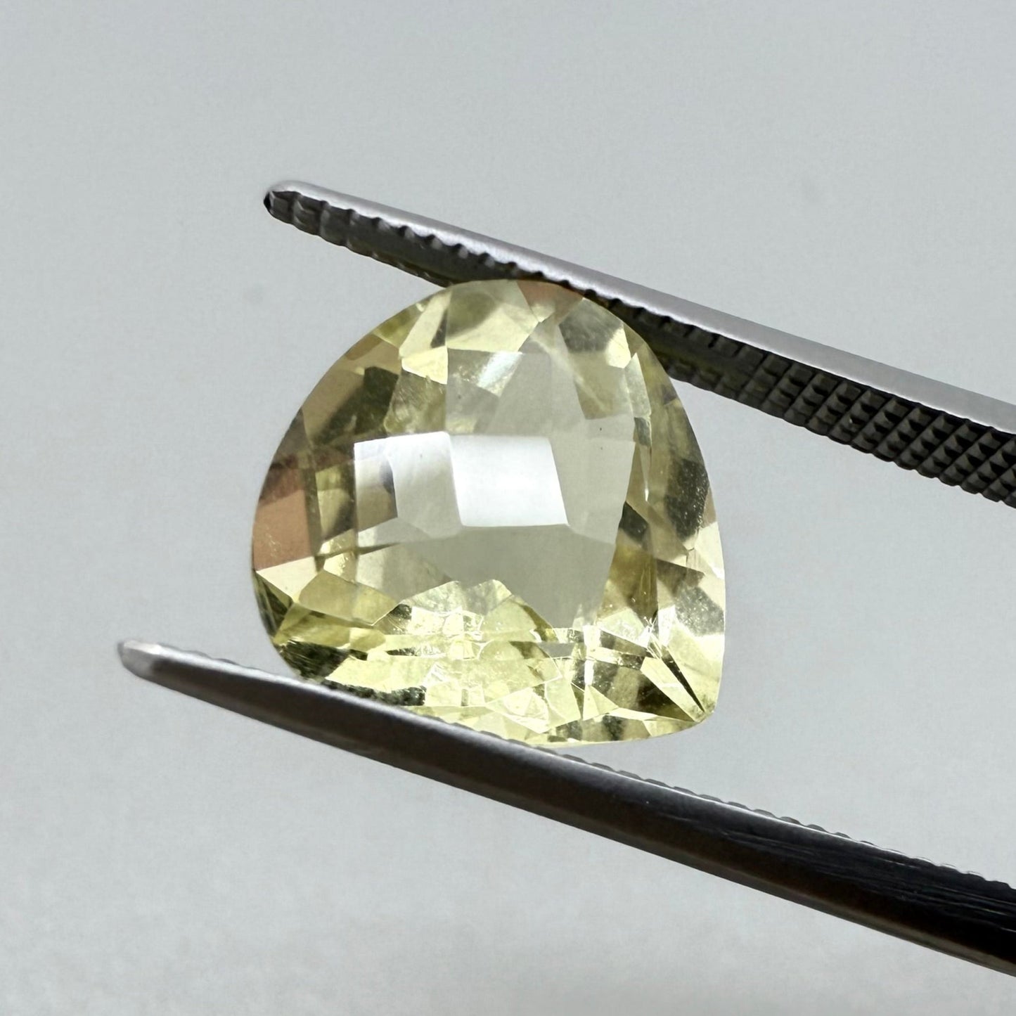 Lemon Quartz Pear 3.92 Ct