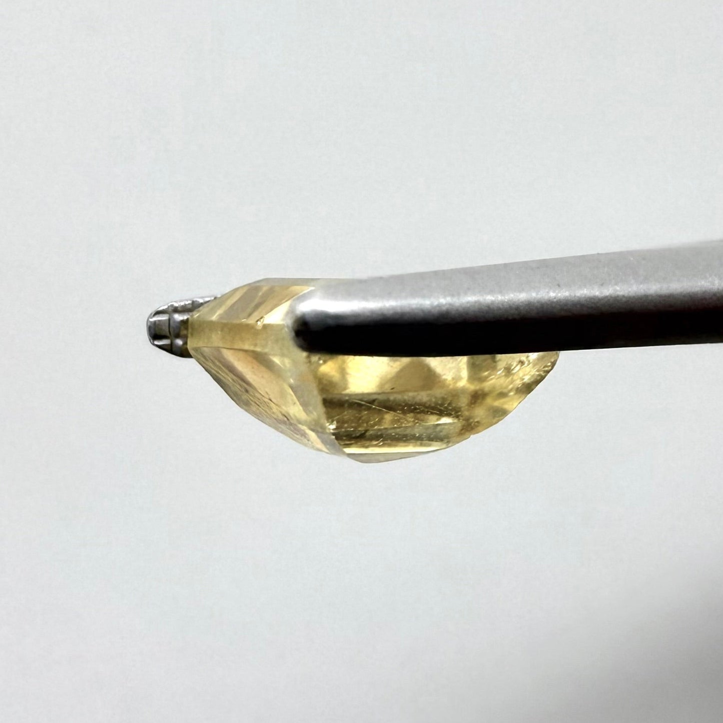 Bi-Color (Champagne White) Citrine Square 1.59 Ct