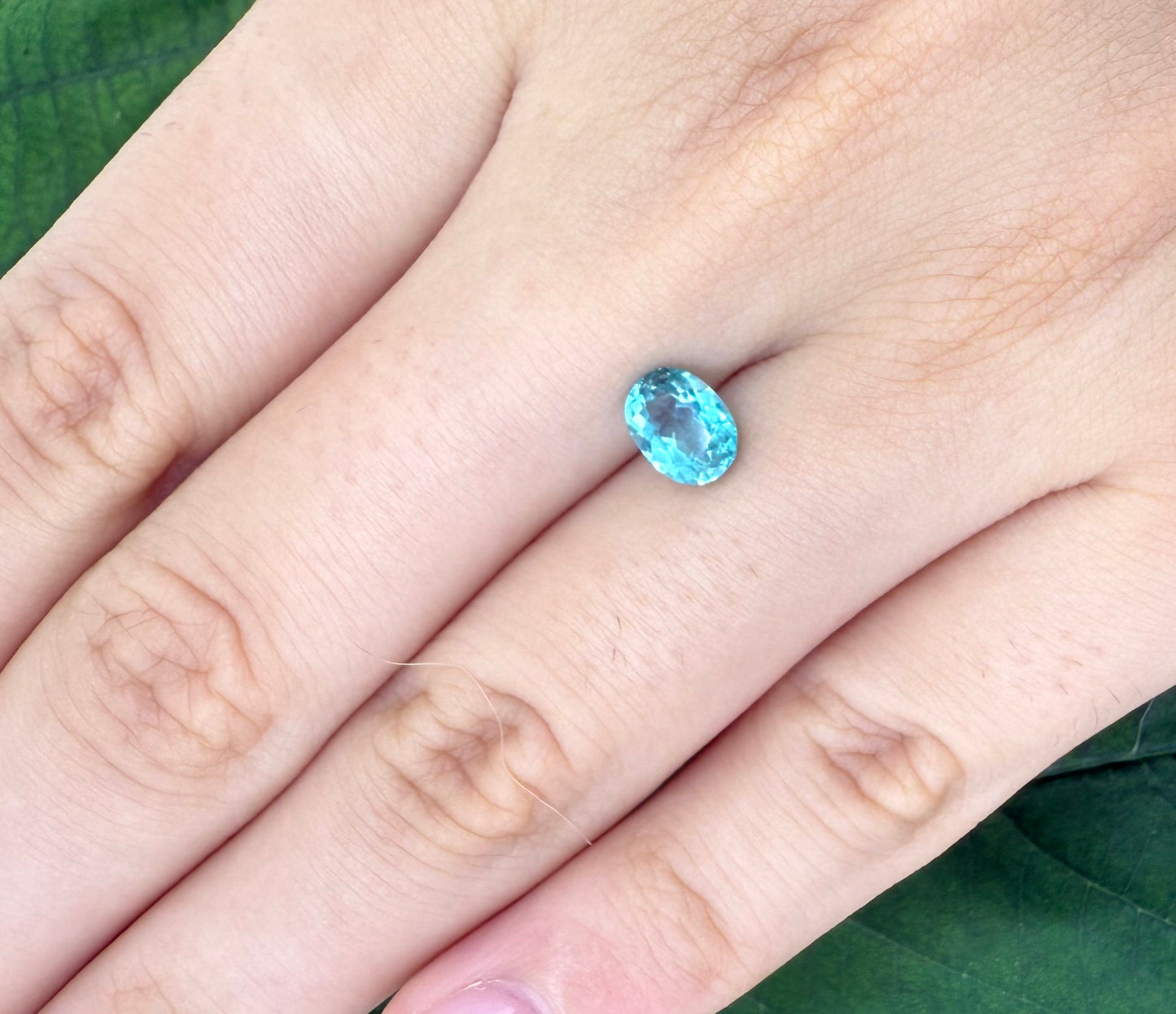 Vibrant Turquoise Apatite Oval 0.9 Ct