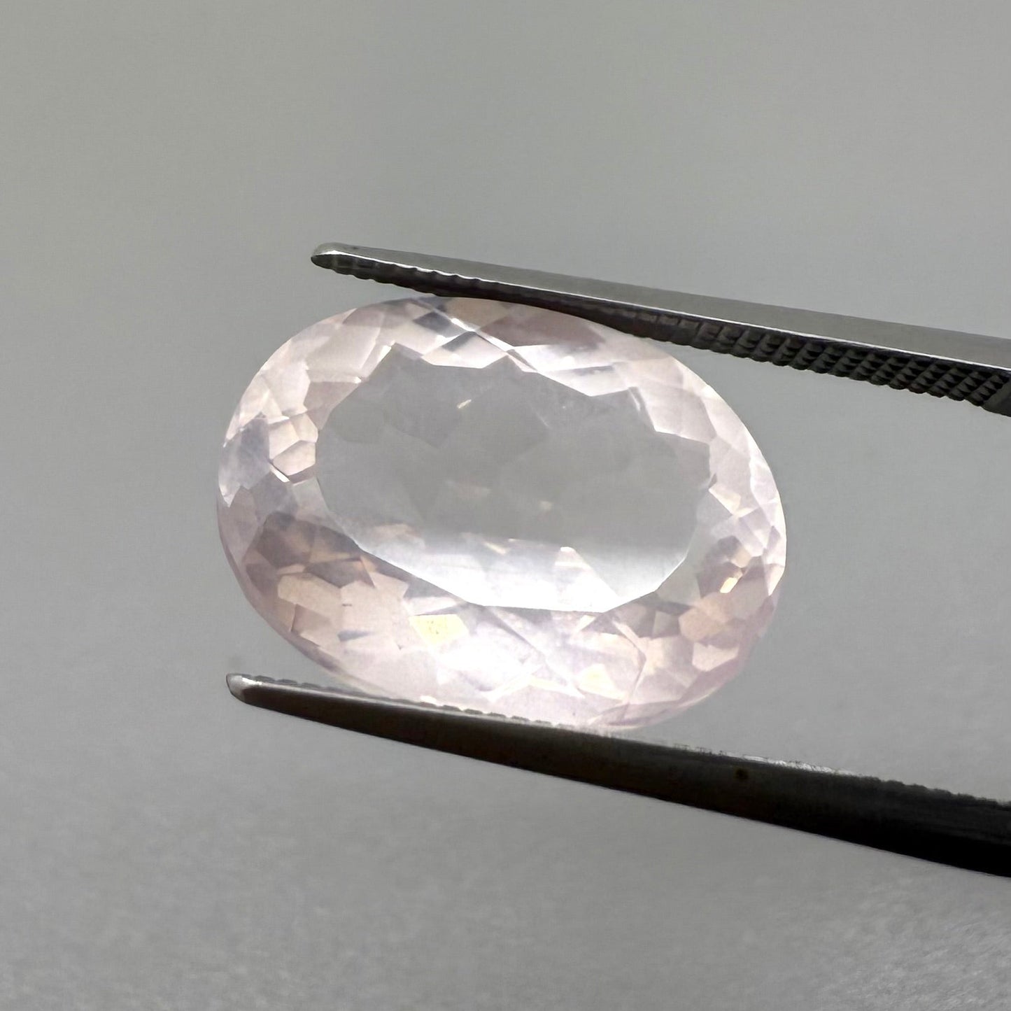 Rose Quartz Oval 9.18 Ct