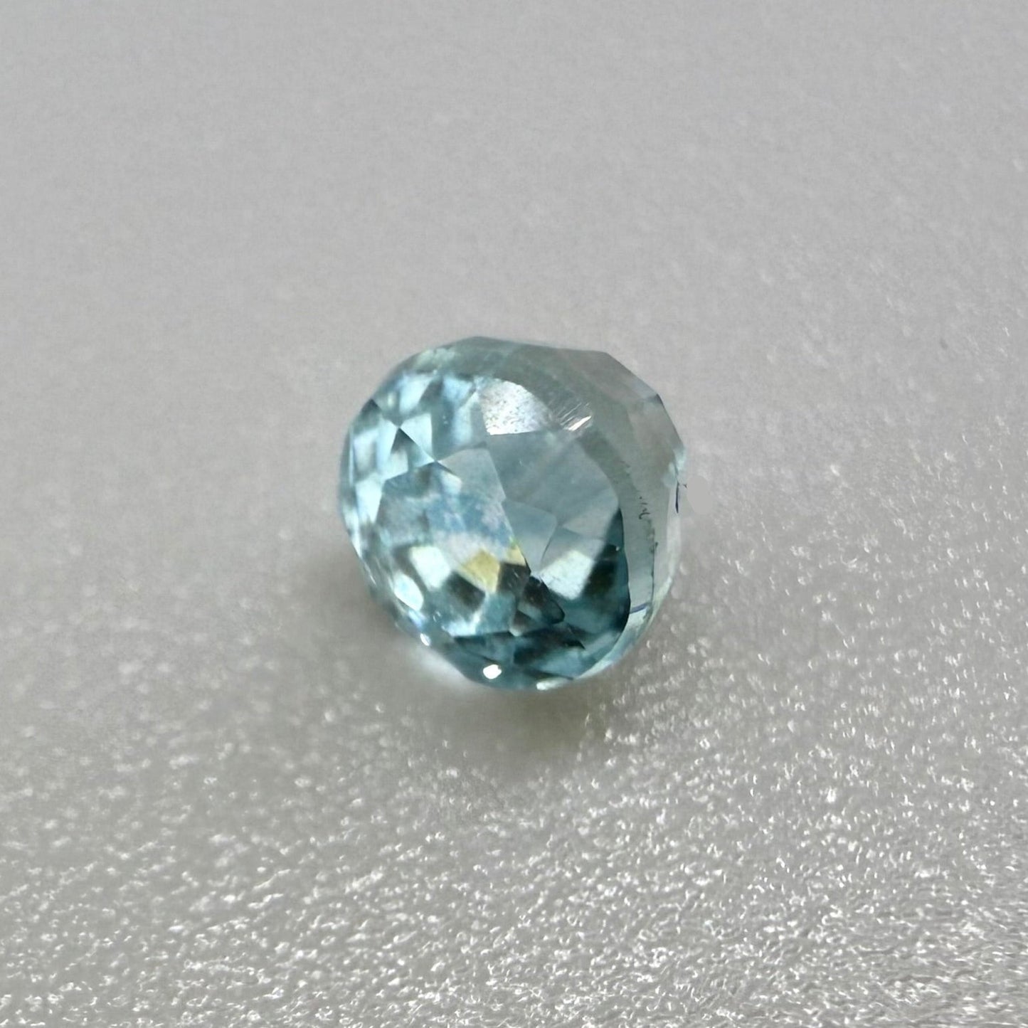 Blue Zircon Round 1.01 Ct