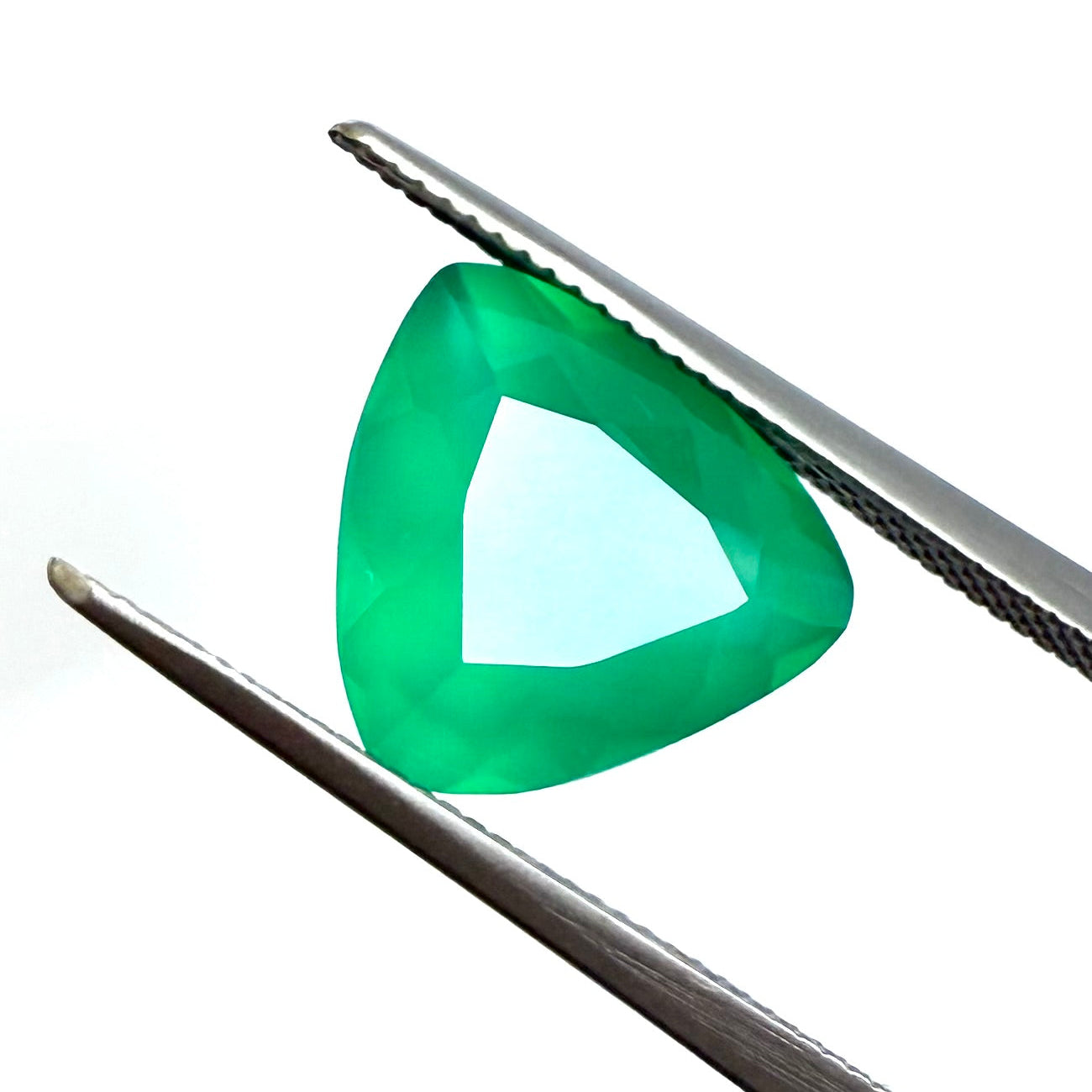 Vibrant Green Chalcedony Trillion 2.88 Ct