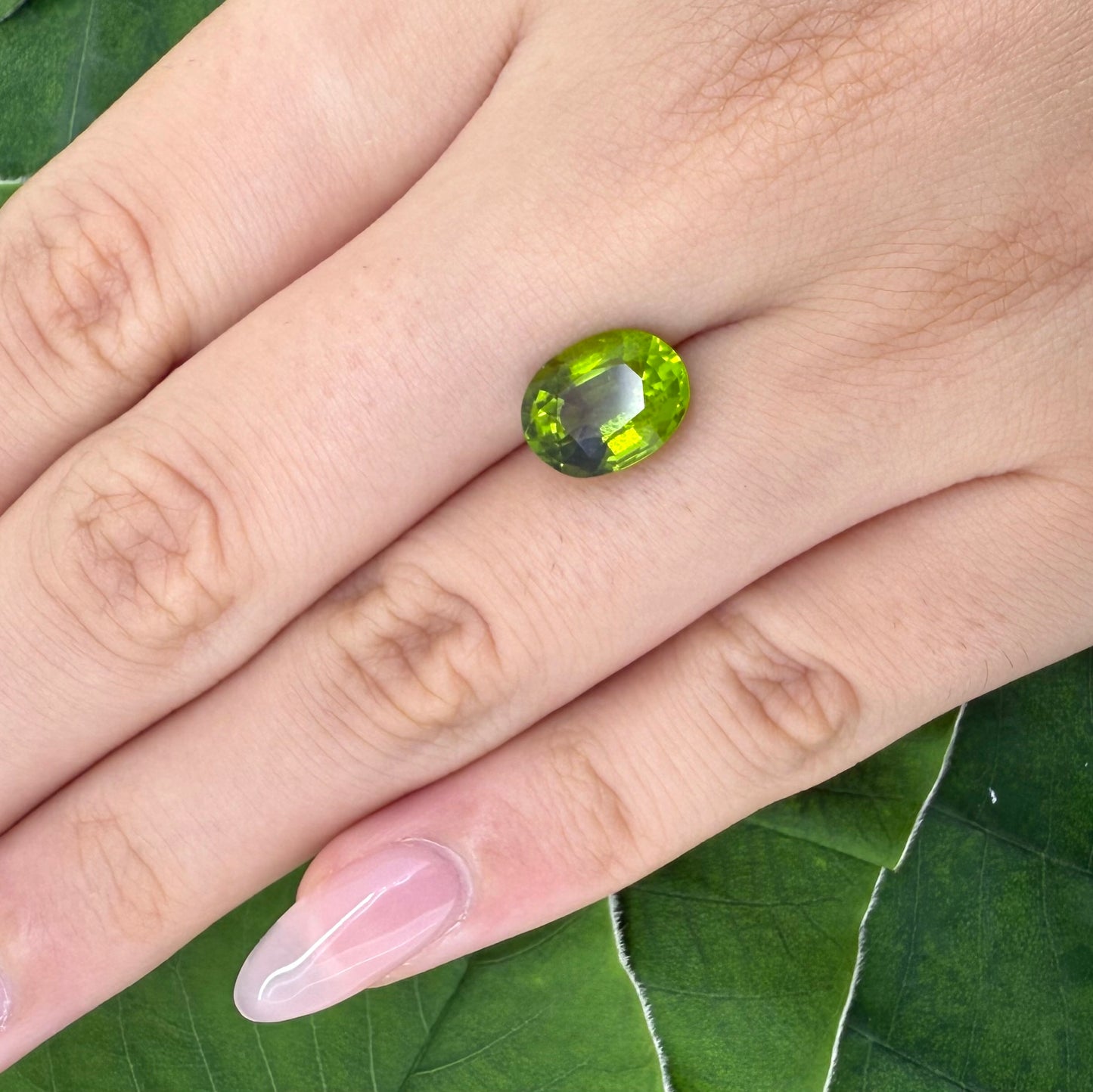 Peridot Oval 2.75 Ct