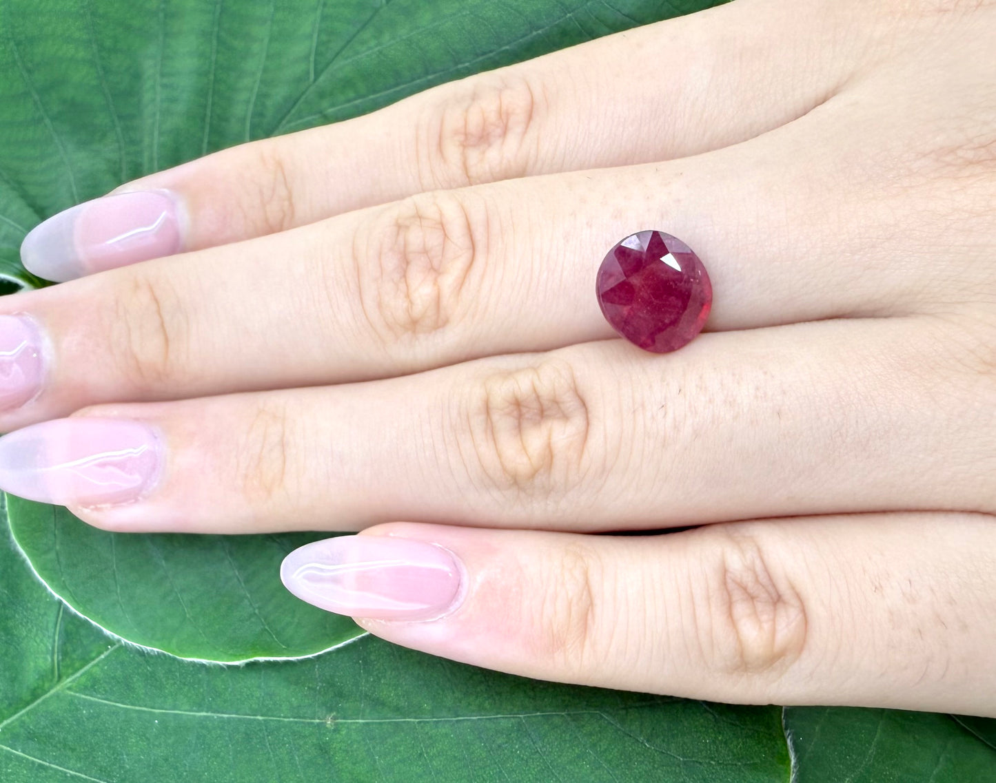 Pinkish Red Ruby Oval 4.5 Ct