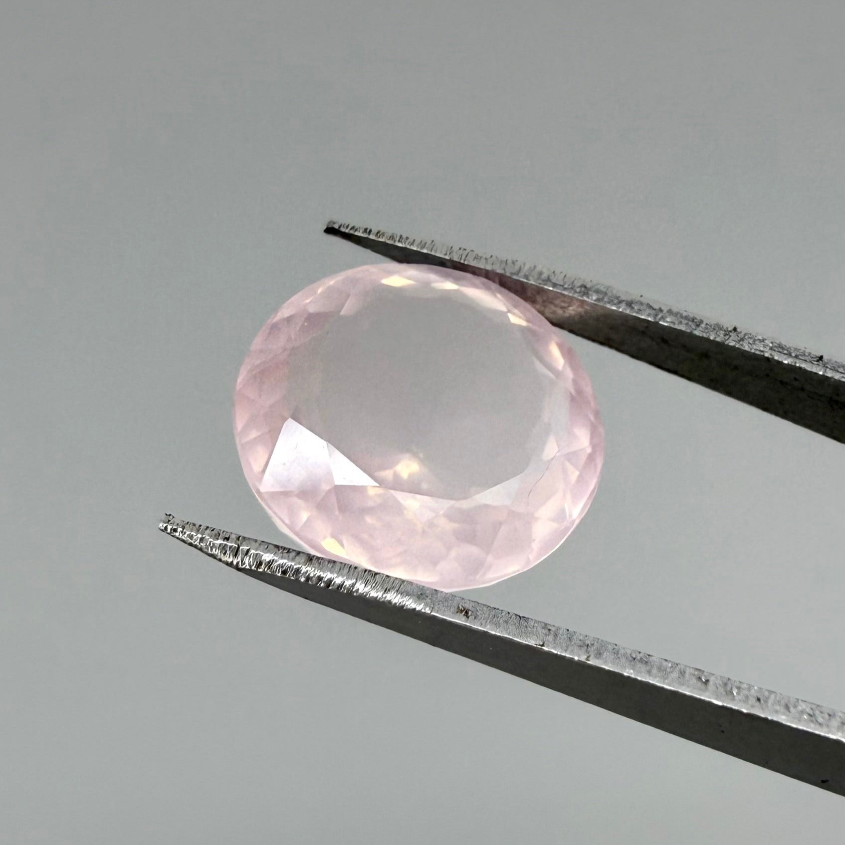 Loose Pale Pink Rose Quartz gemstone, round