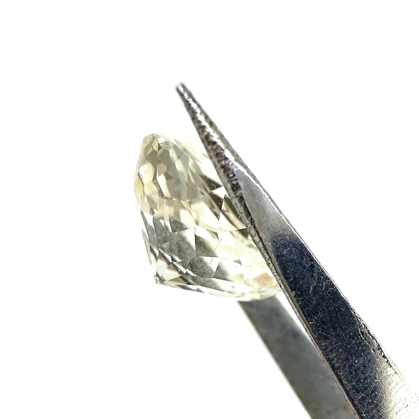 Very Pale Champagne Quartz Round 4.27 Ct