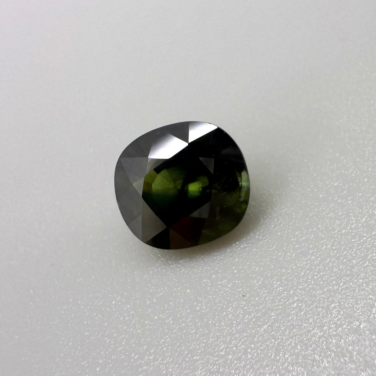 Green Sapphire Cushion 2.71 Ct