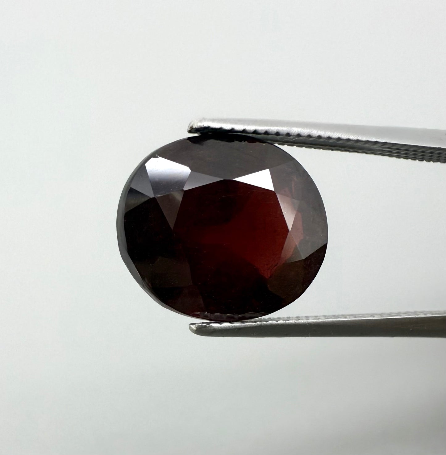Red Garnet "Pyrope" Oval 4.1 Ct