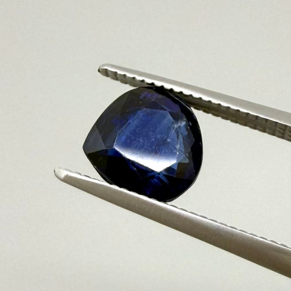 Royal Blue Kyanite Pear 1.71 Ct
