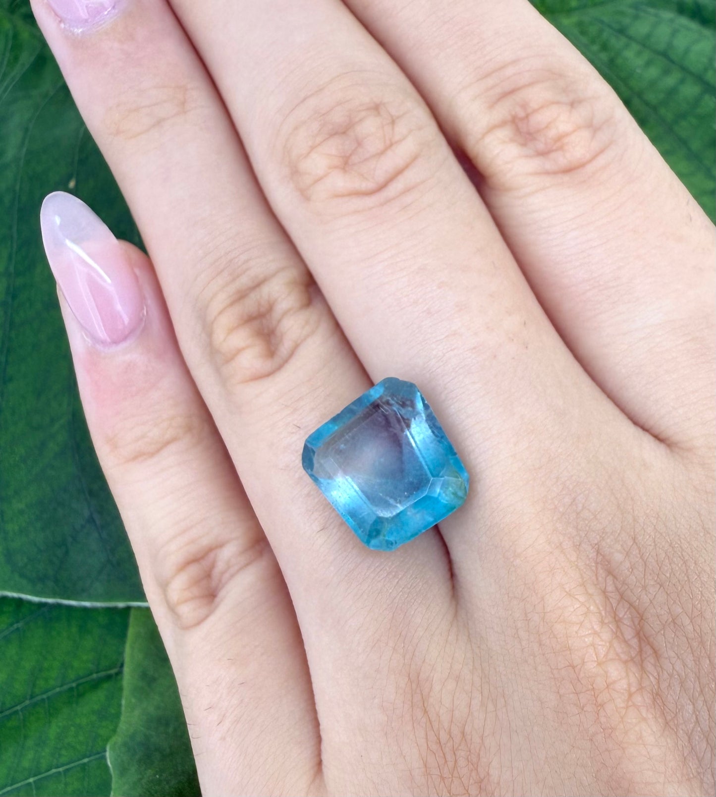 Bi-Color (Blue White) Fluorite Fancy 7.7 Ct