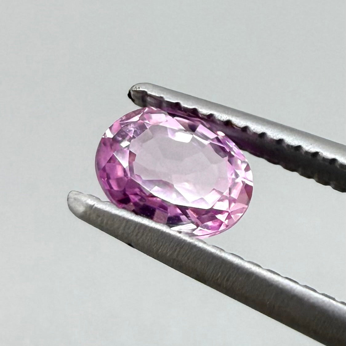 Pink Sapphire Oval 0.51 Ct