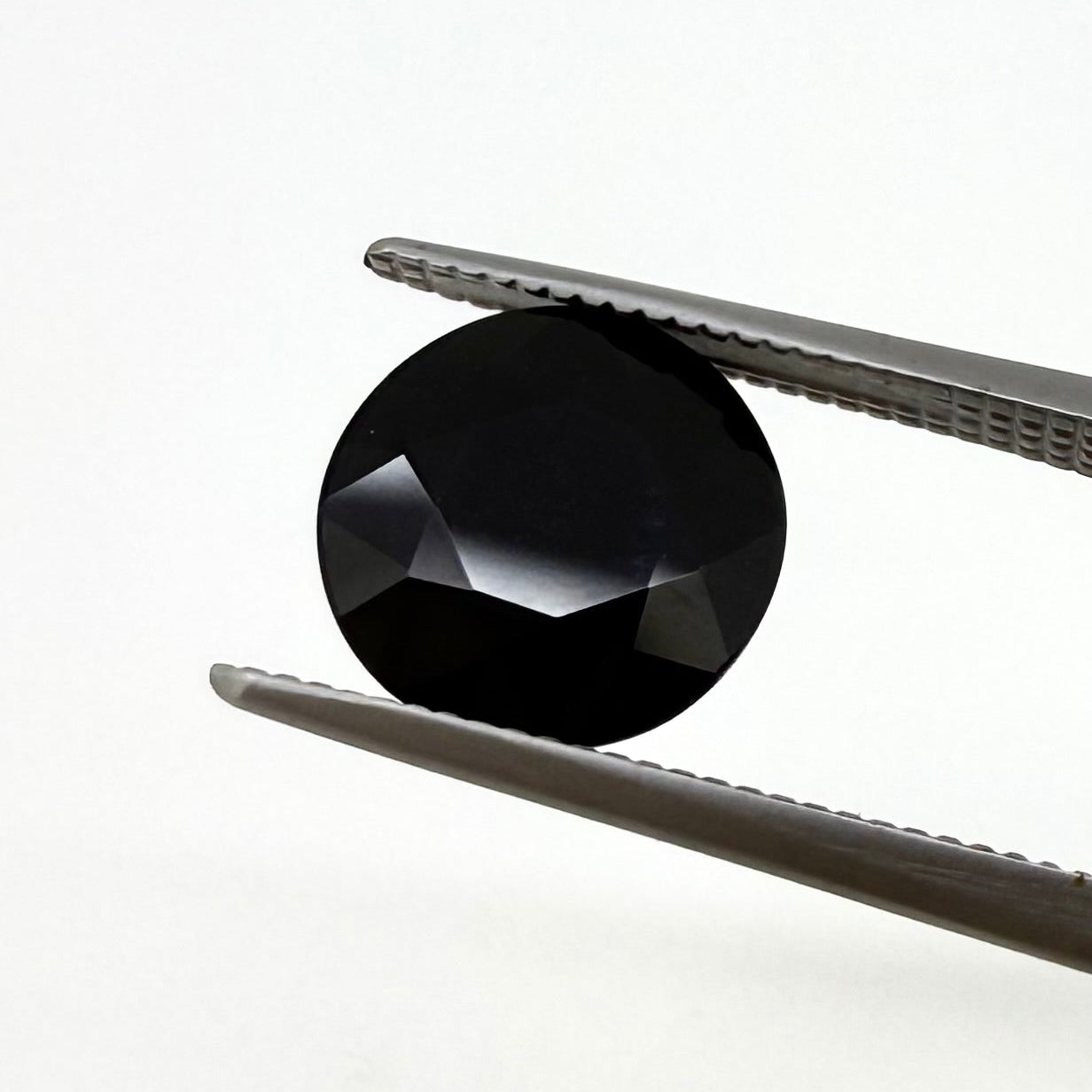 Natural Black Onyx gemstone, round