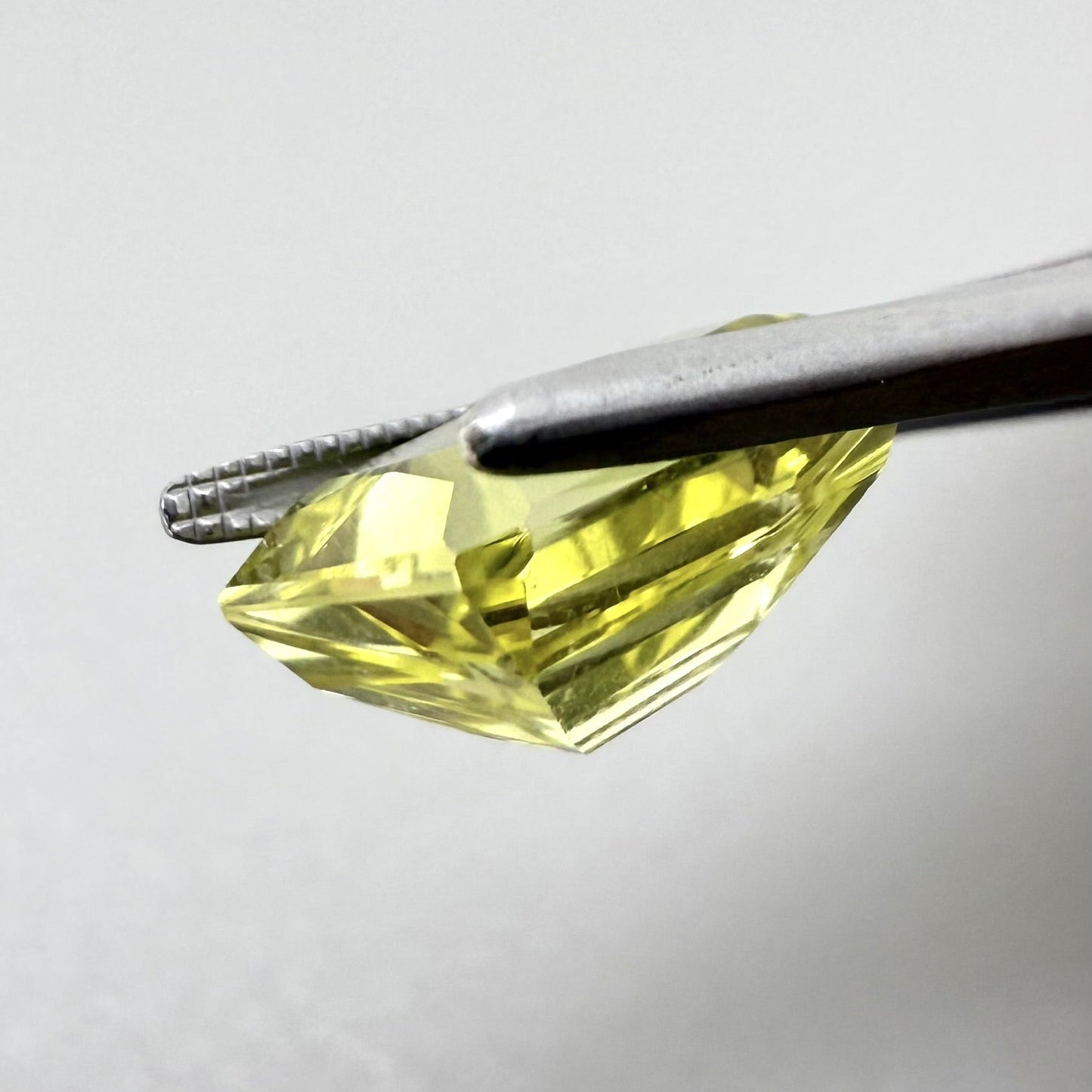 Lemon Quartz Cushion 5.2 Ct