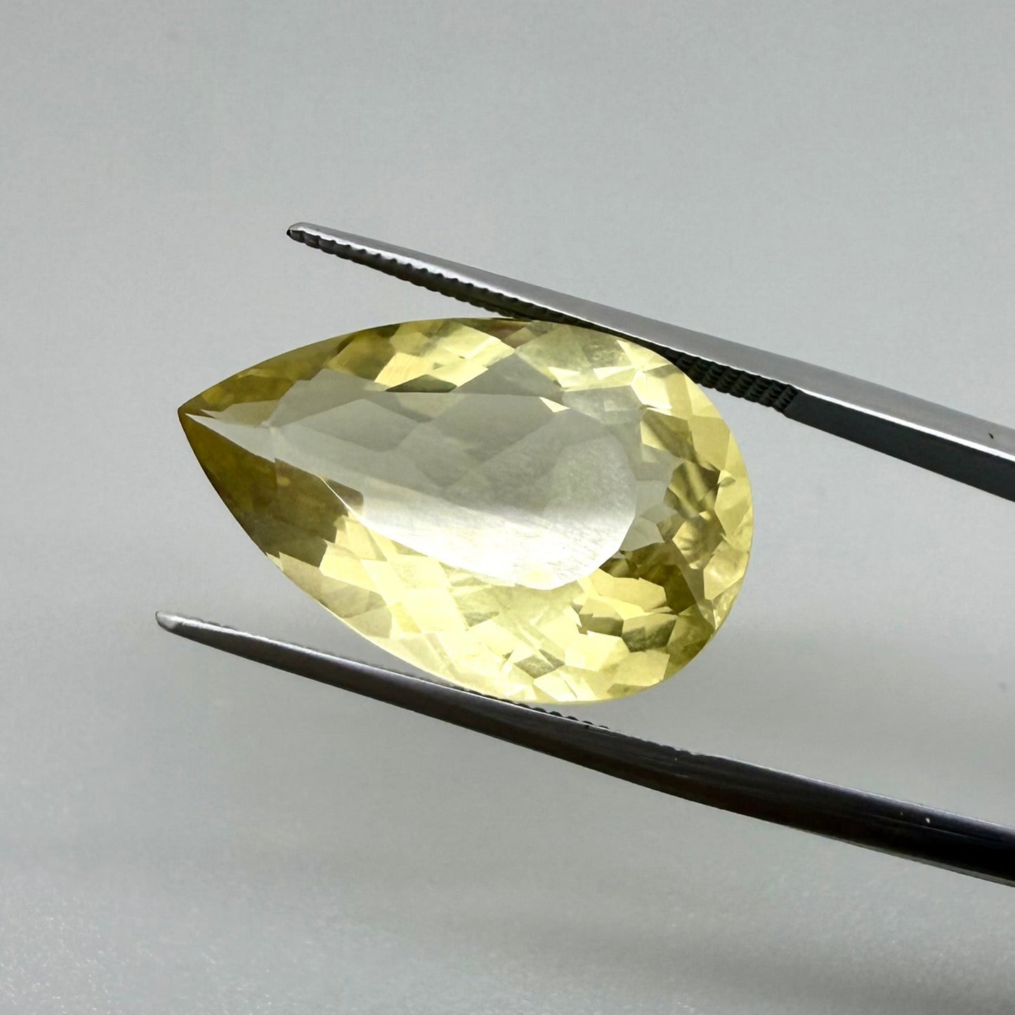 Lemon Quartz Pear 13.39 Ct