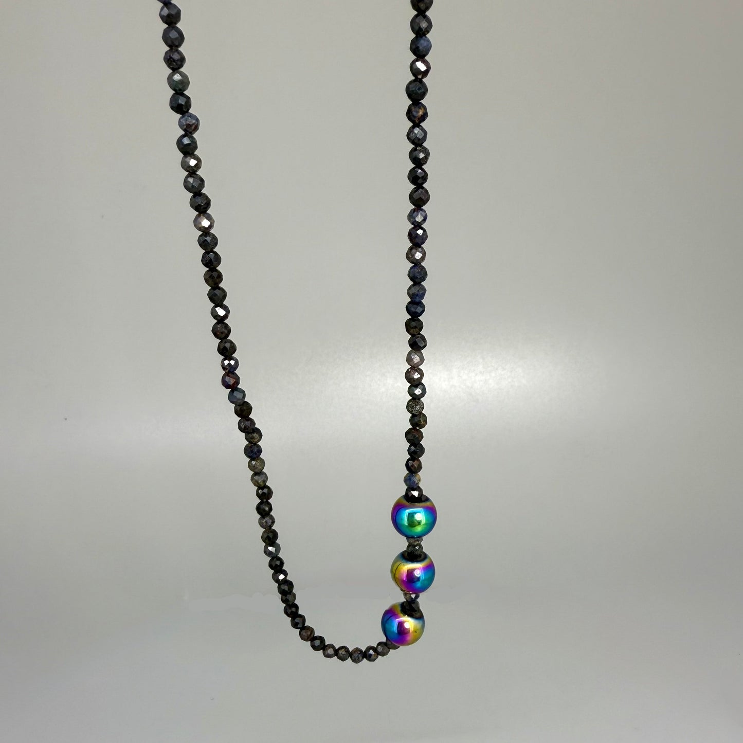 Fine Sapphire & Hematite gemstone bead Necklace