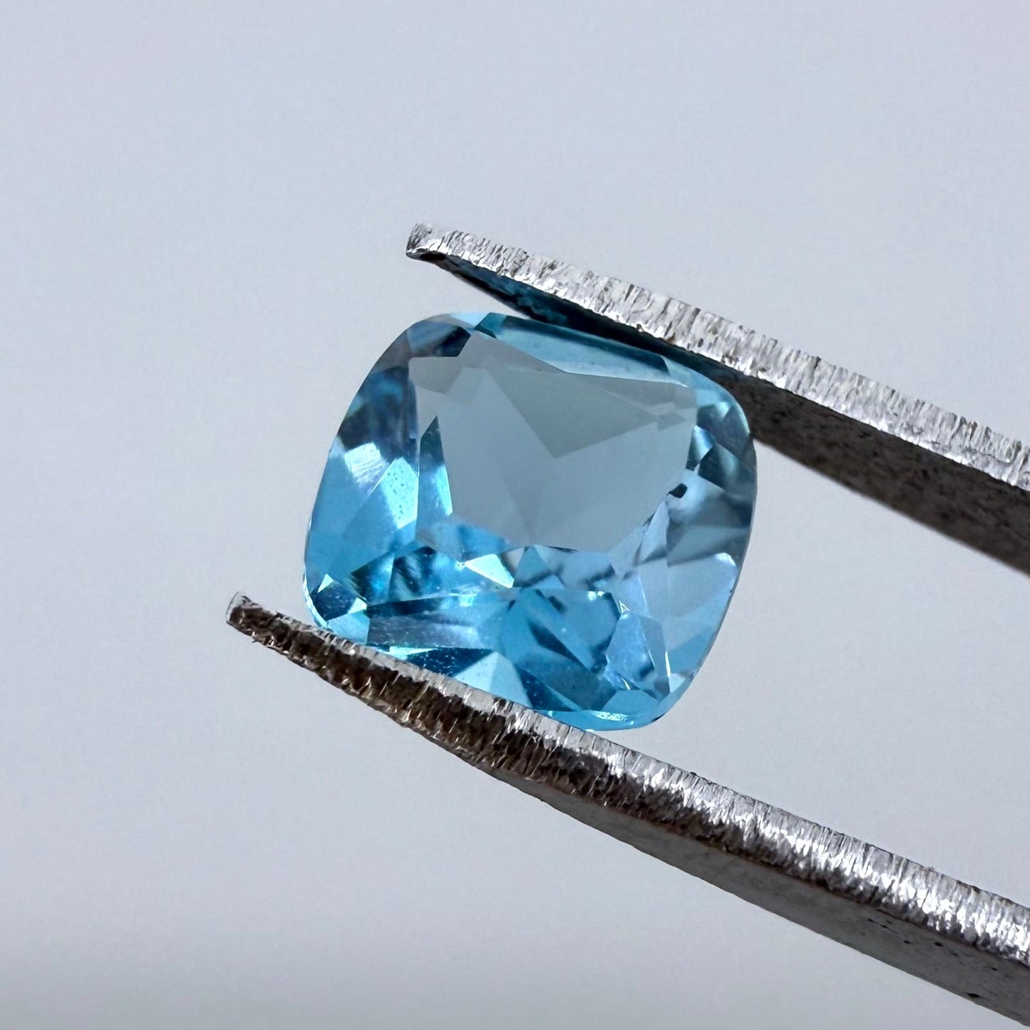 London Blue Topaz Princess 1.05 Cts