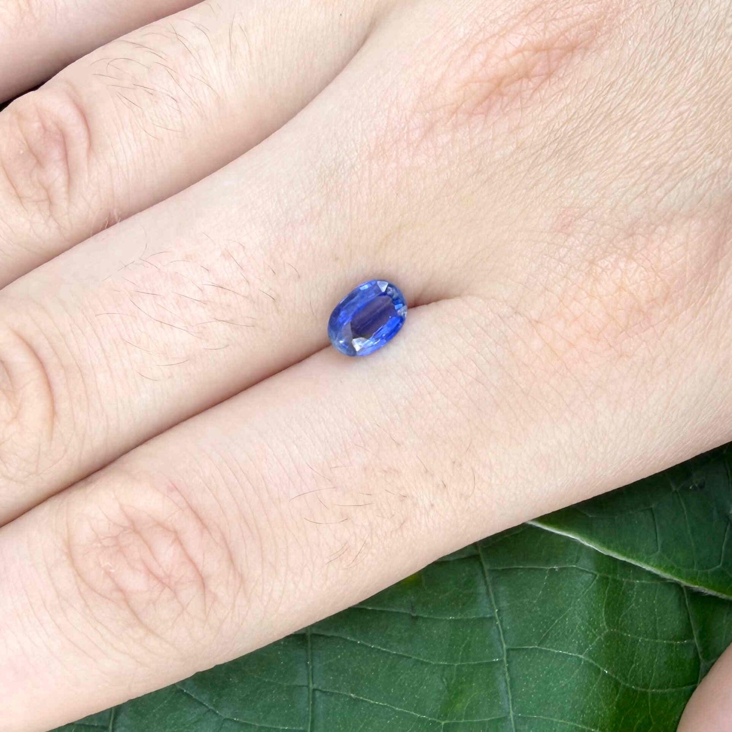 1.01 ct natural royal-blue kyanite from Nepal, oval cut.