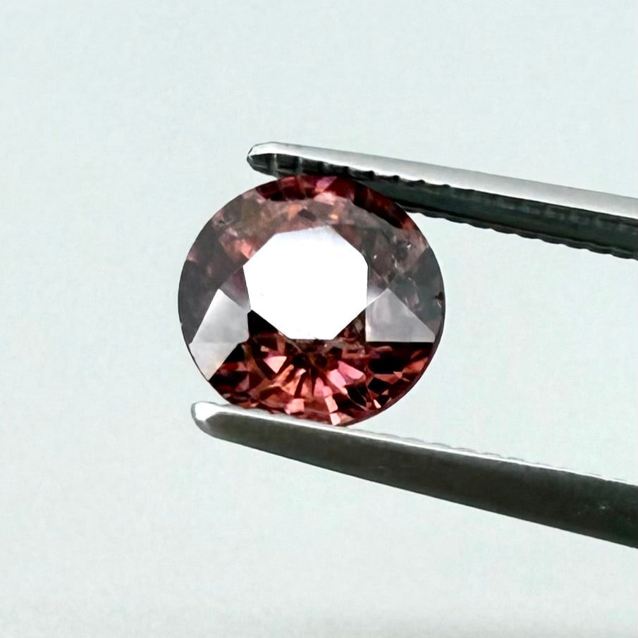Peach-Pink Zircon Round 1.4 Ct