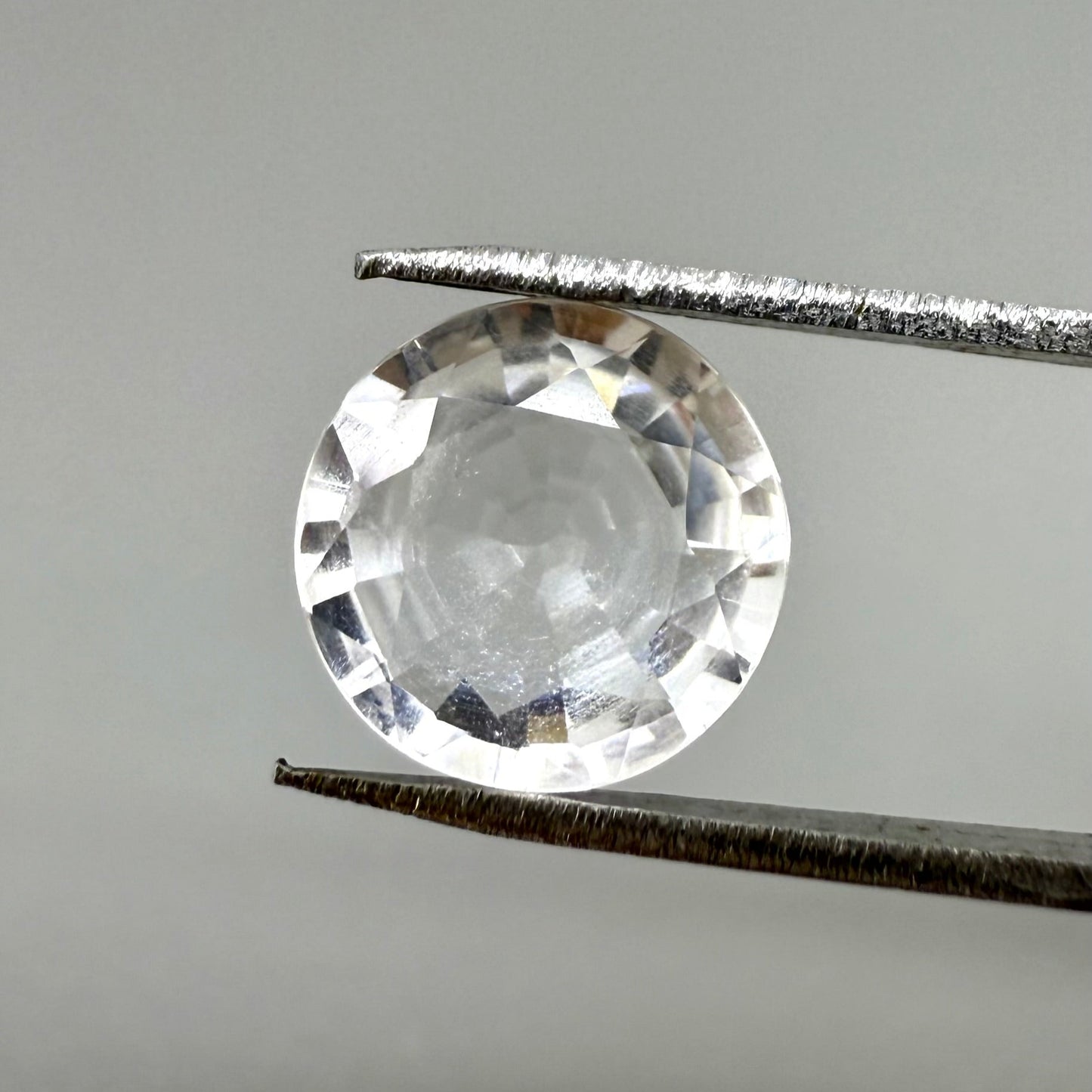 White Quartz Round 2.23 Ct