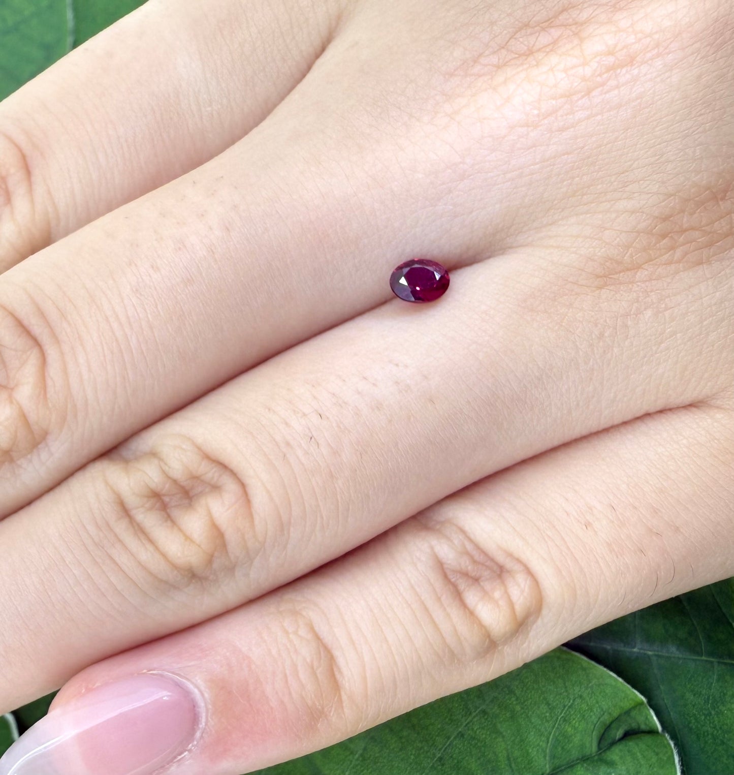 Pink-Red Ruby Oval 0.31 Ct