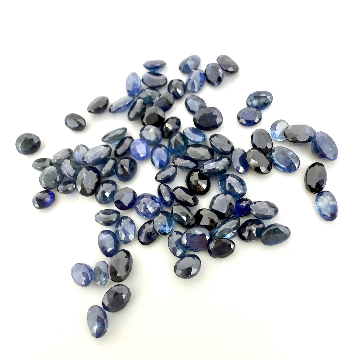 Blue Hues Sapphire Lot Oval 14.25 Ct