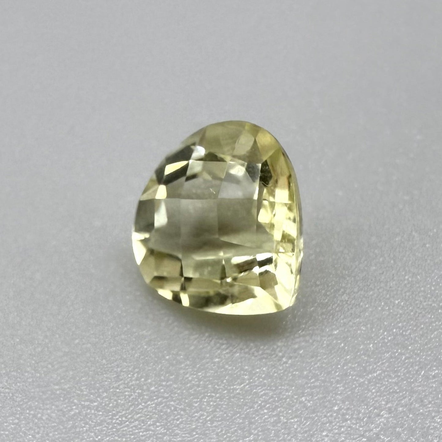 Lemon Quartz Pear 3.92 Ct