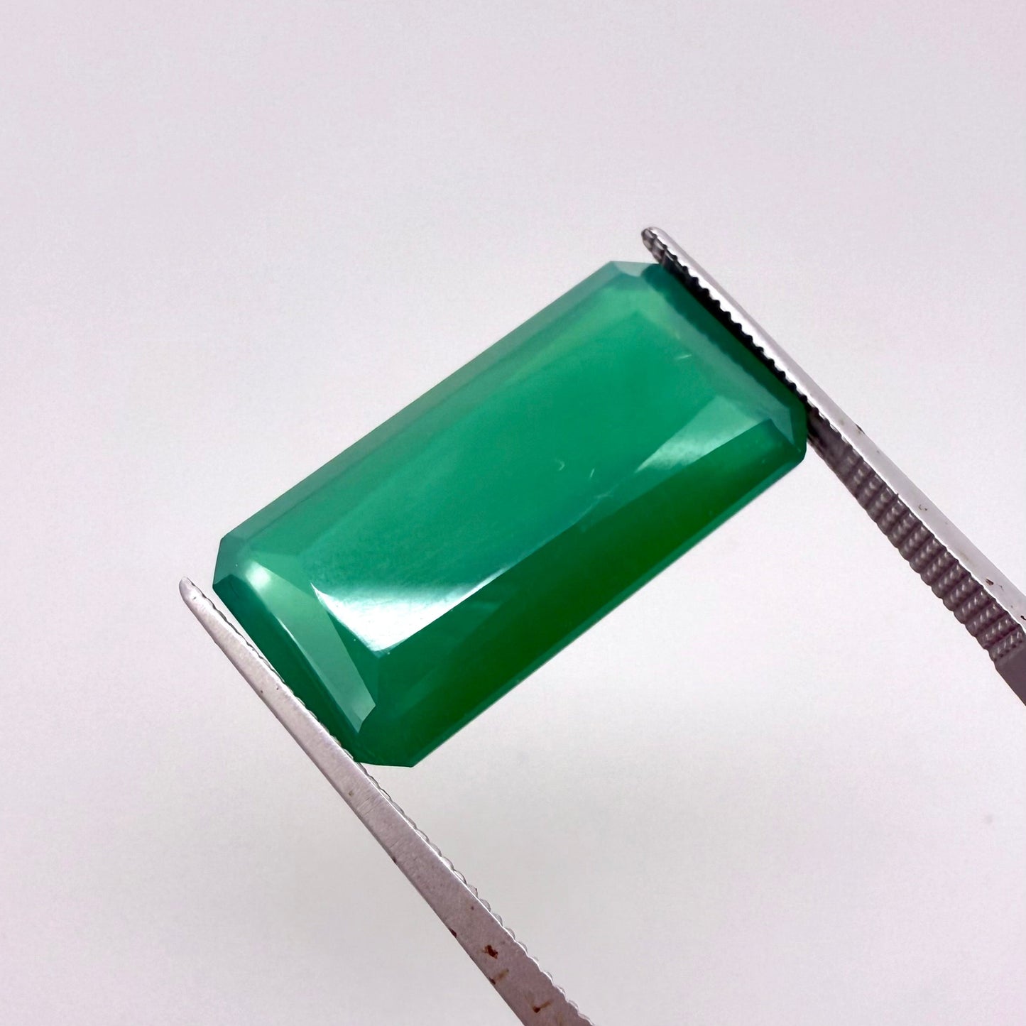 Vibrant Green Chalcedony Emerald cut 12.42 Ct