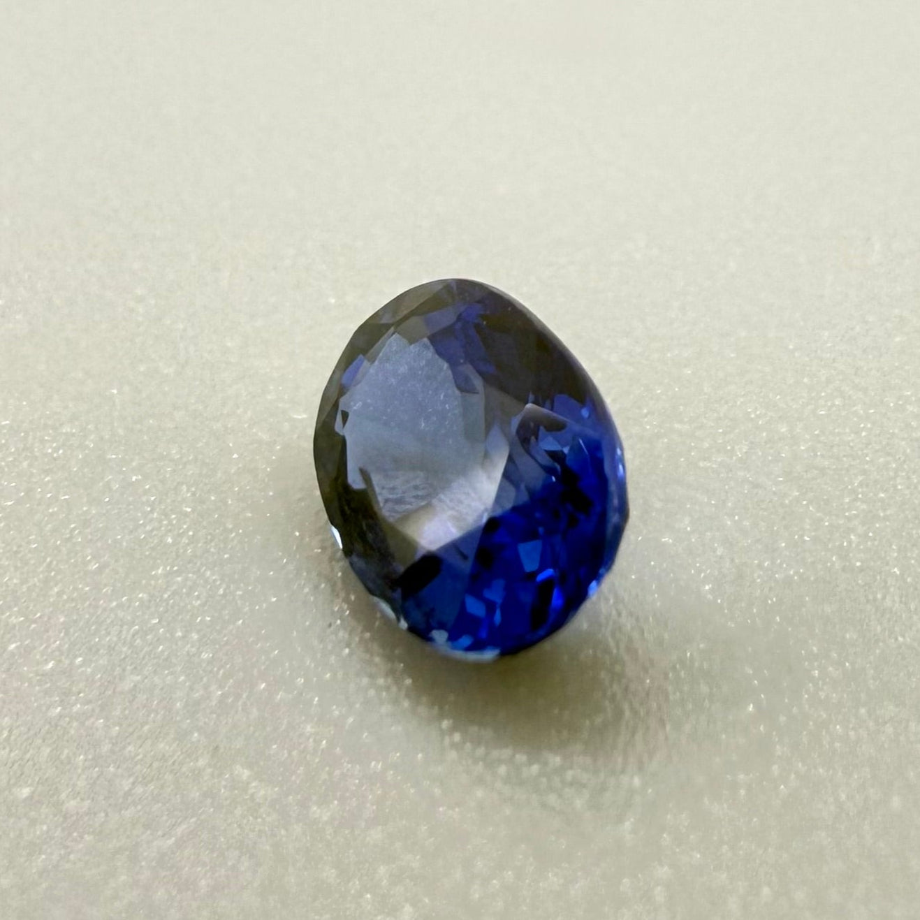 Royal Blue Sapphire Oval 1.15 Ct