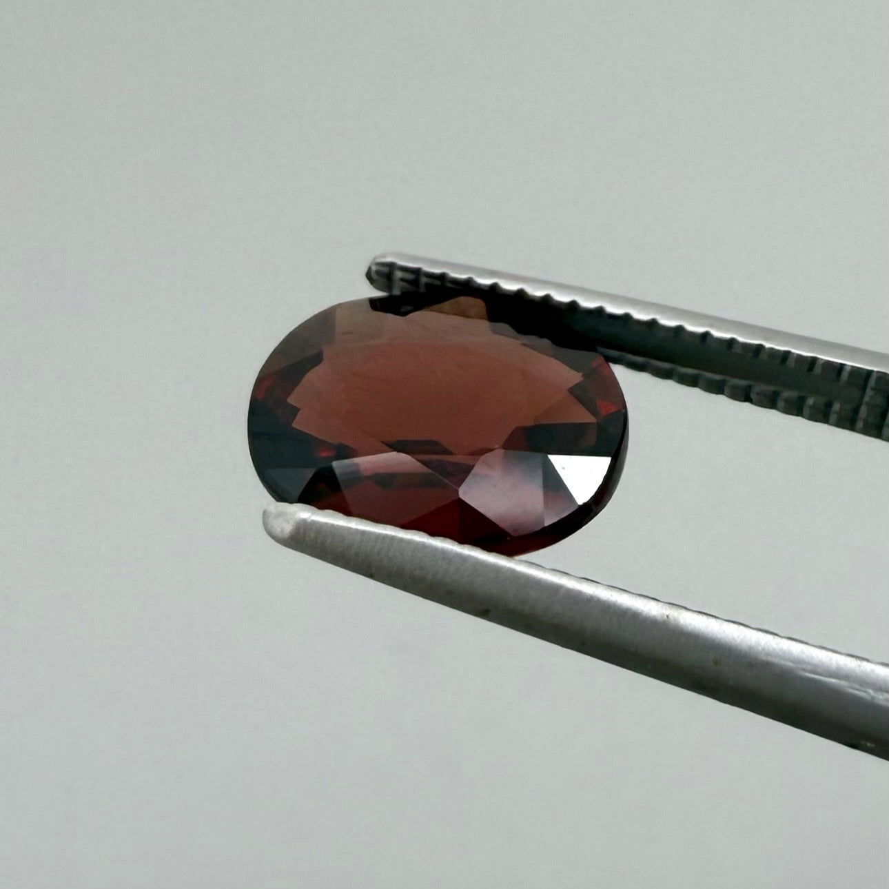 Red Rhodolite Oval 2.1 Ct