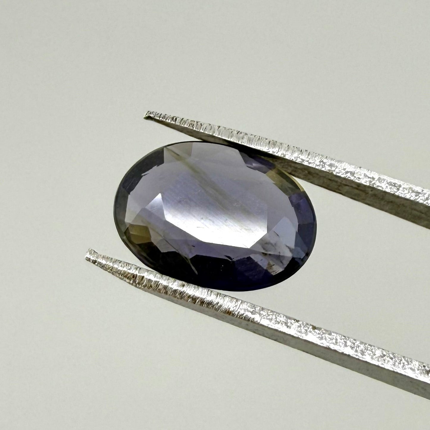 Bi-Color (Violet Gold) Iolite Oval 1.37 Ct