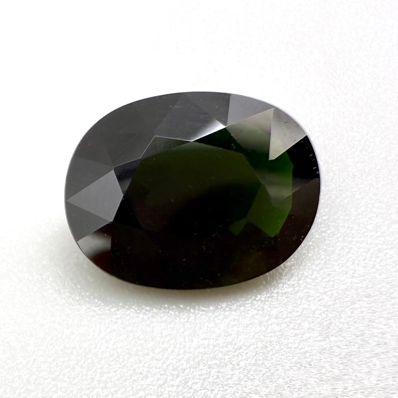 Natural color change Garnet gemstone, oval cut