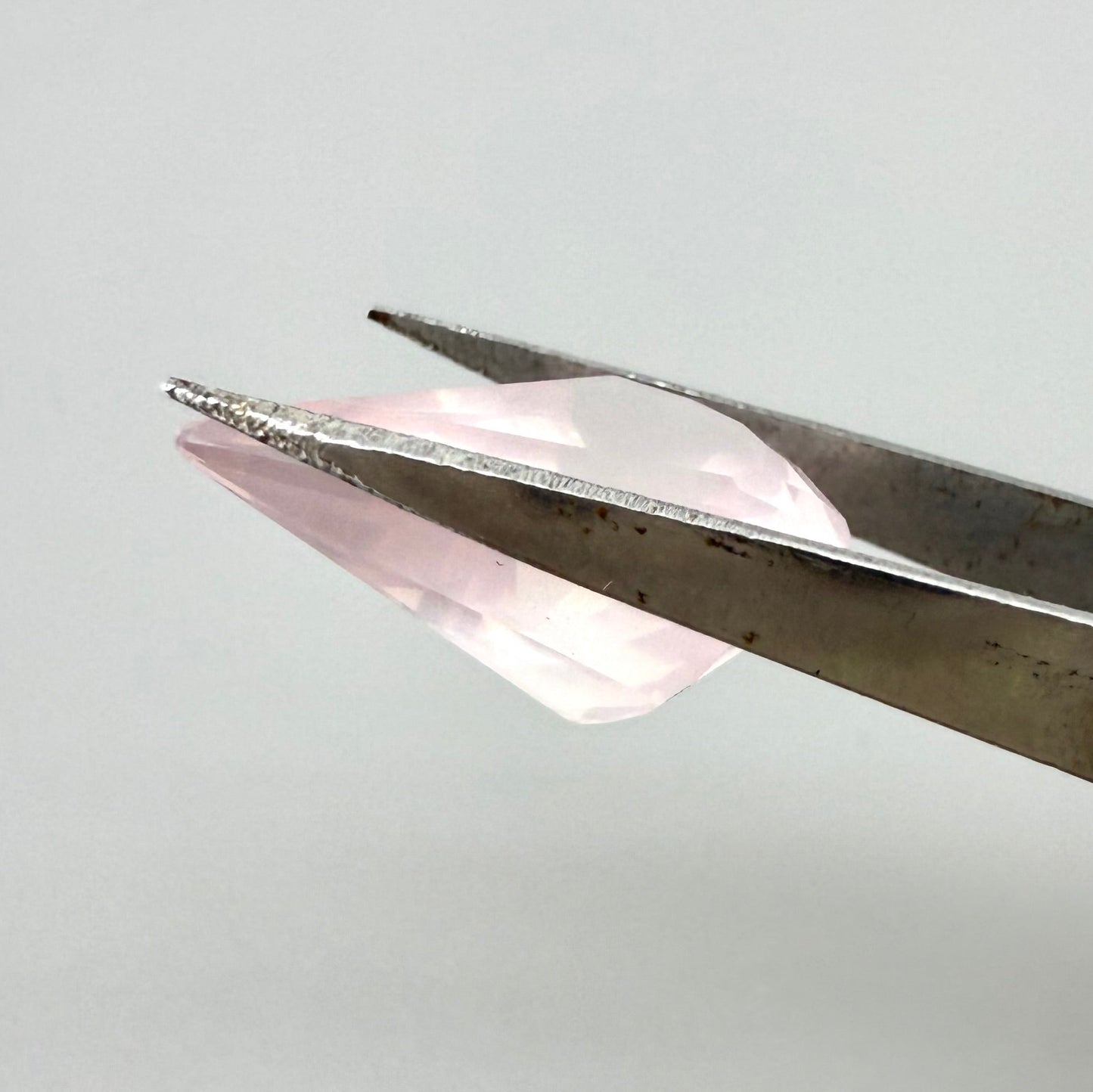 Rose Quartz Fancy Pear 8.12 Ct