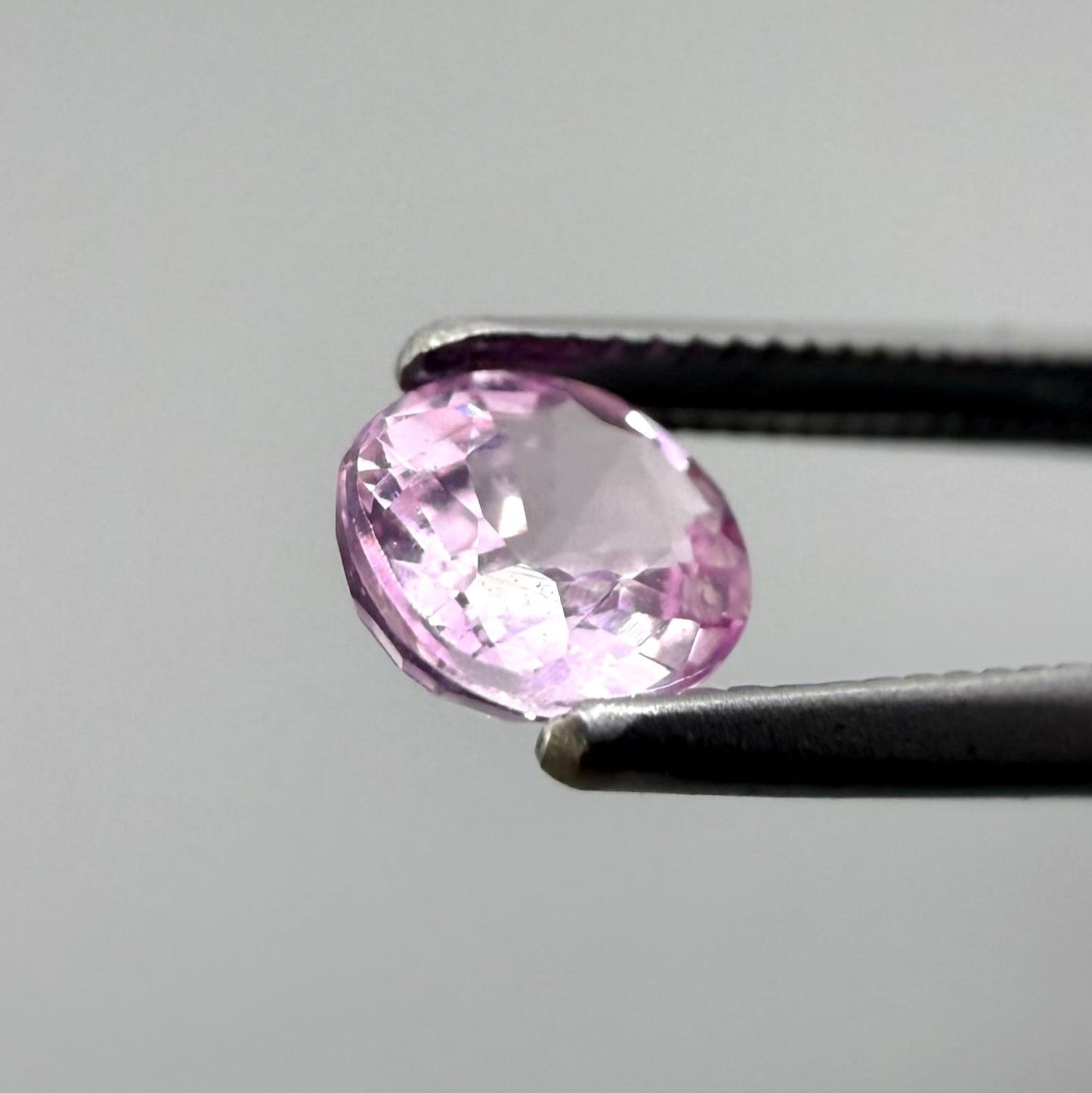 Pink Sapphire Oval 0.55 Ct