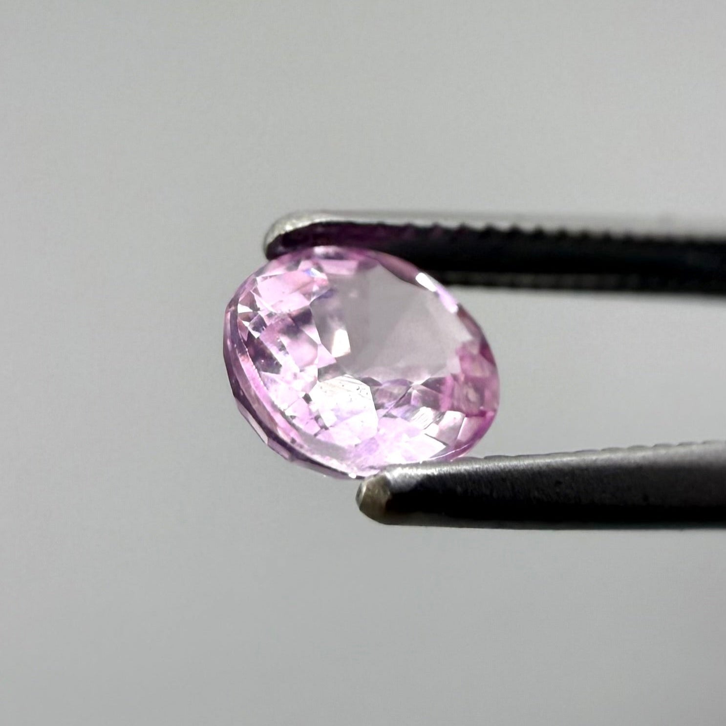 Loose Pink Sapphire gemstone oval cut