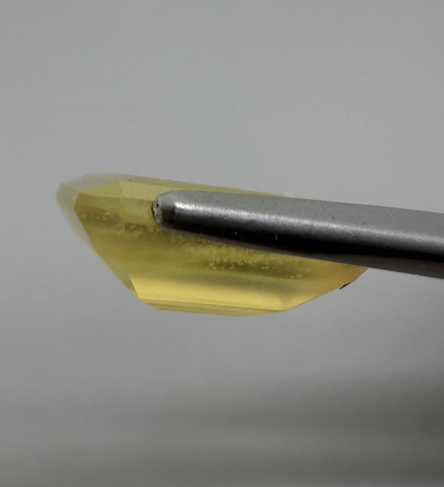 Yellow Fire Opal Emerald cut 3.19 Ct