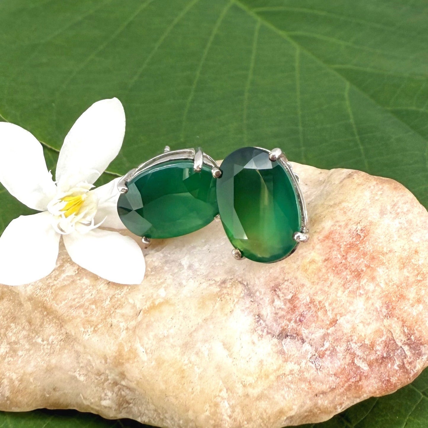 Green agate stud earrings in white gold plated sterling silver with butterfly backs.